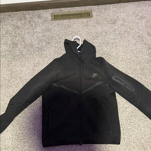 Nike tech